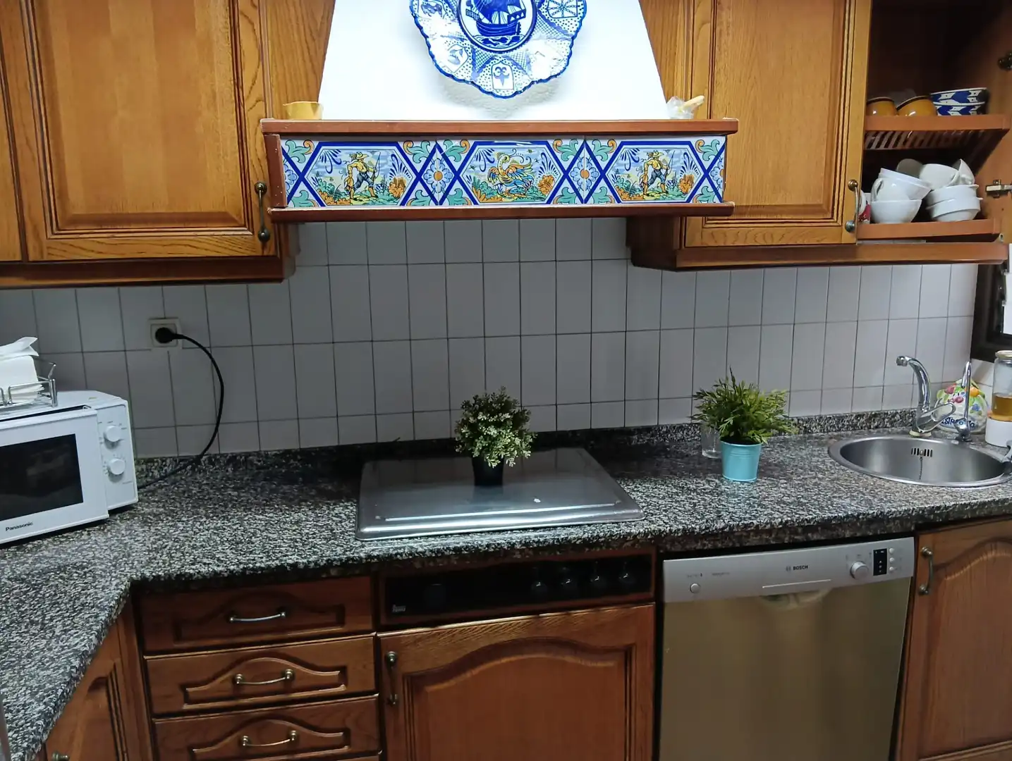 Kitchen of Flat for sale in Sevilla  with Air Conditioner, Terrace and Balcony
