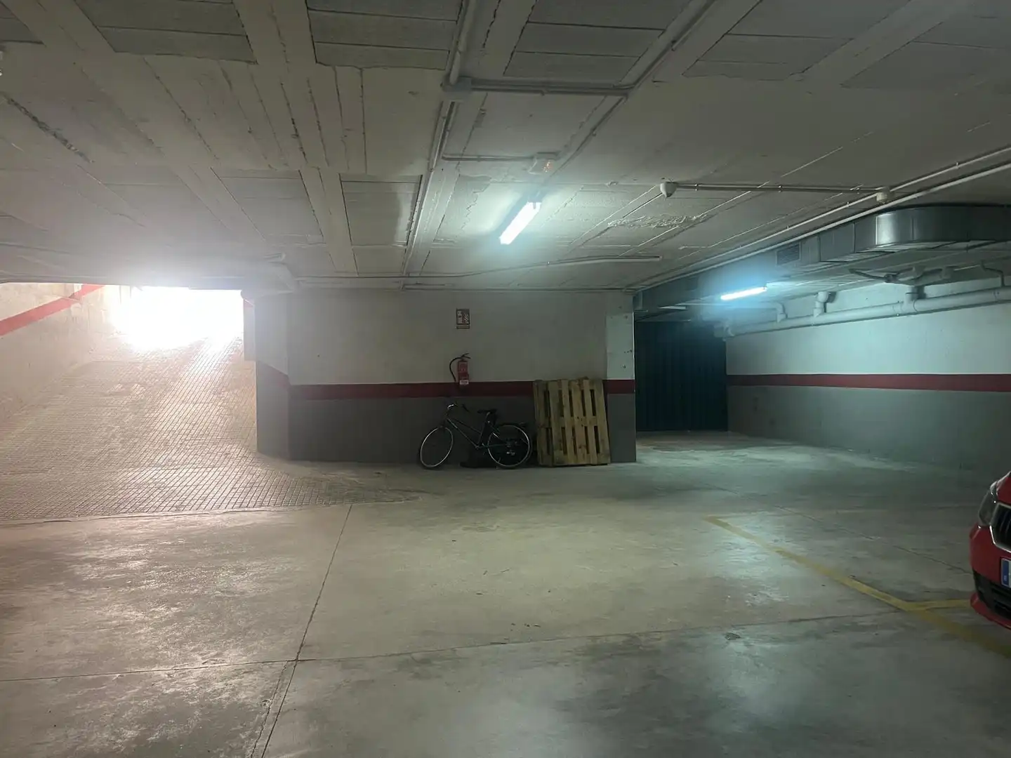 Garaje de alquiler en Carrer Comte de Llar, La Canonja