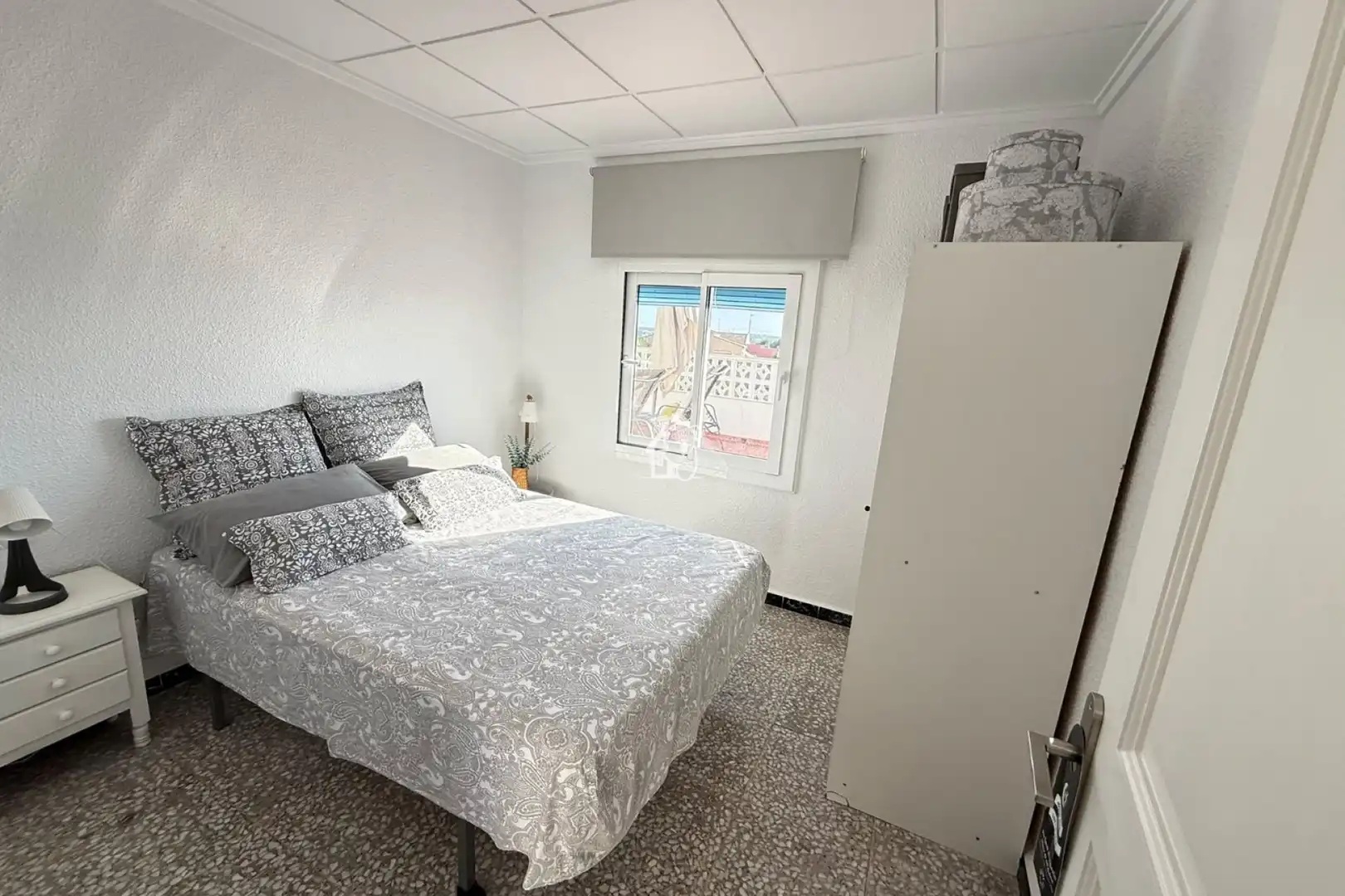 Apartamento con terraza en alquiler en El Raso, imagen 10