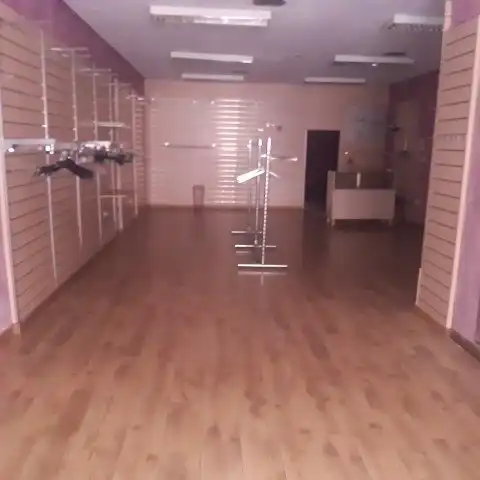 Local comercial de lloguer a Novelda, imagen 5