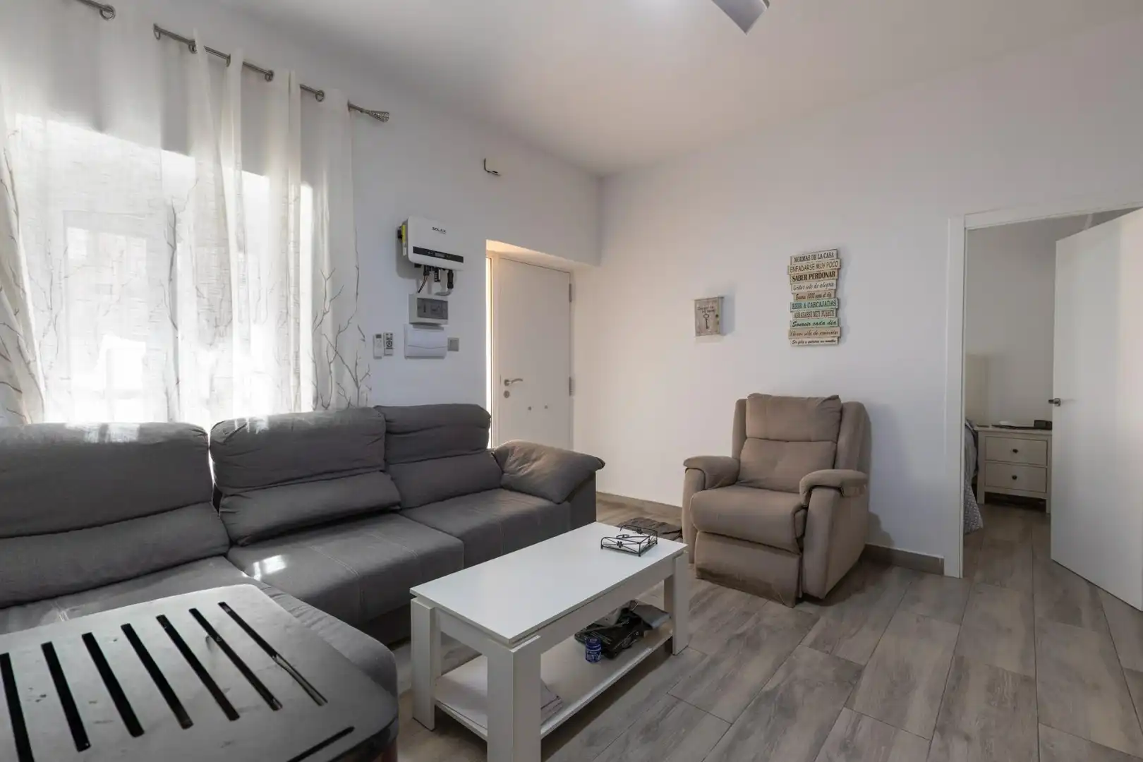 Sala de estar de Casa o chalet en venta en Zafarraya con Aire acondicionado, Calefacción y Terraza