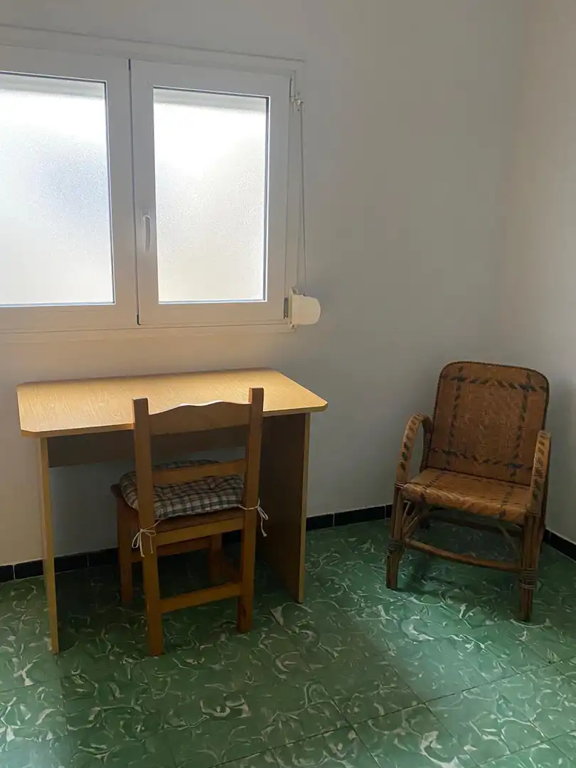 Piso de alquiler en Carrer Figuerola, La Devesa