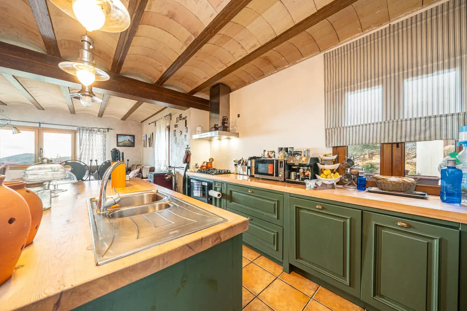 Kitchen of Country homes for sale in Manacor