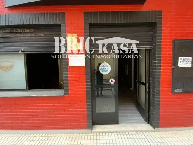 Locale commerciale in vendita a Centro, imagen 2
