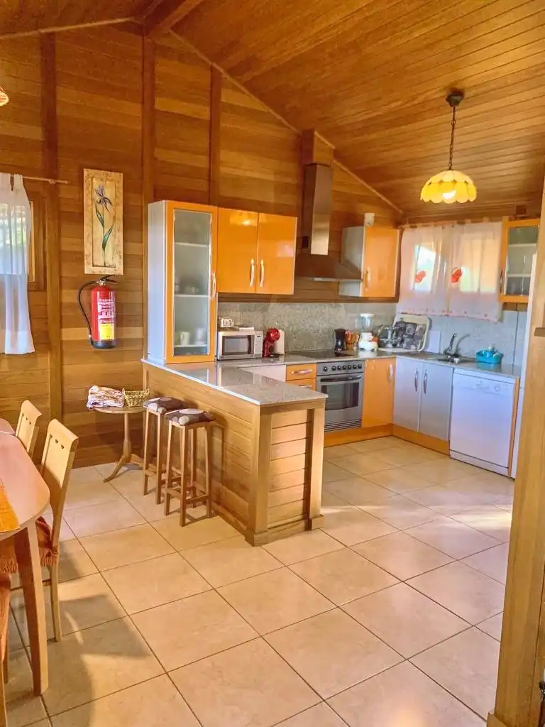 Cocina de Casa o chalet en venta en Teruel con Calefacción, Jardín privado y Parquet