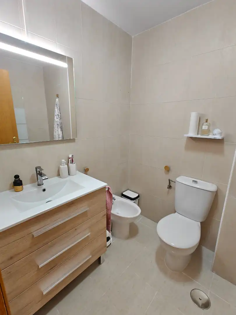 Baño de Piso en venta en Fuensalida con Aire acondicionado, Calefacción y Trastero
