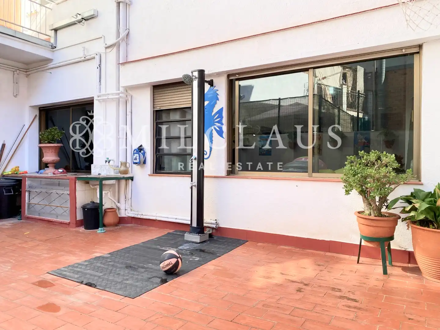 Vista exterior de Casa adosada en venda en Sabadell amb Aire condicionat, Calefacció i Terrassa