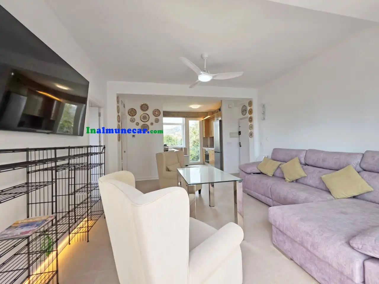 Living room of Flat for sale in Almuñécar  with Terrace and Furnished