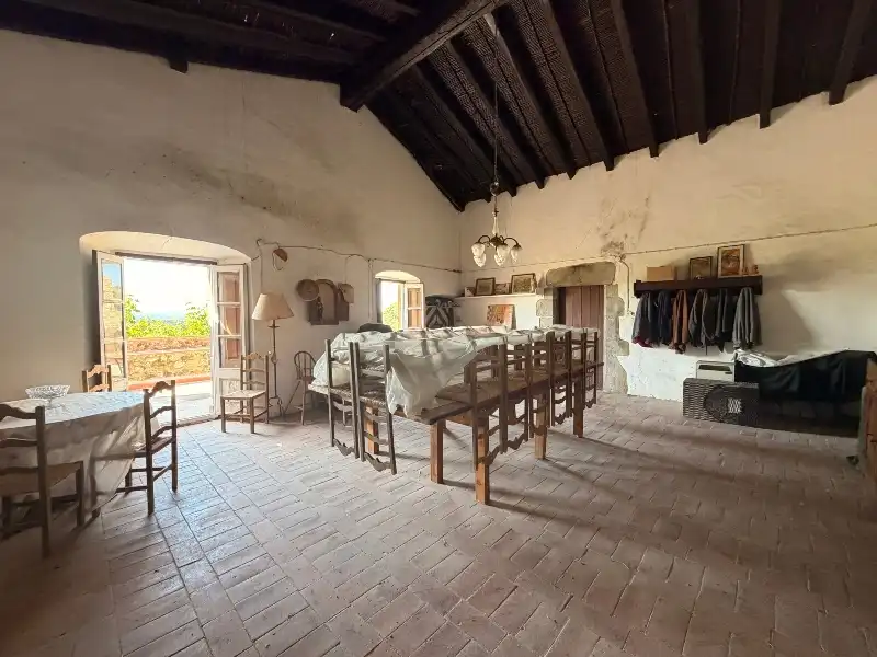 Esszimmer von Country house zum Verkauf in La Tallada d'Empordà mit Privatgarten, Terrasse und Abstellraum