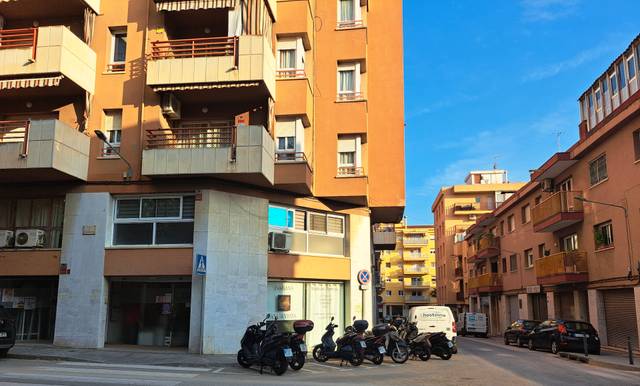 Garaje en Venta en Carrer D' Aribau, 12 en Peramàs