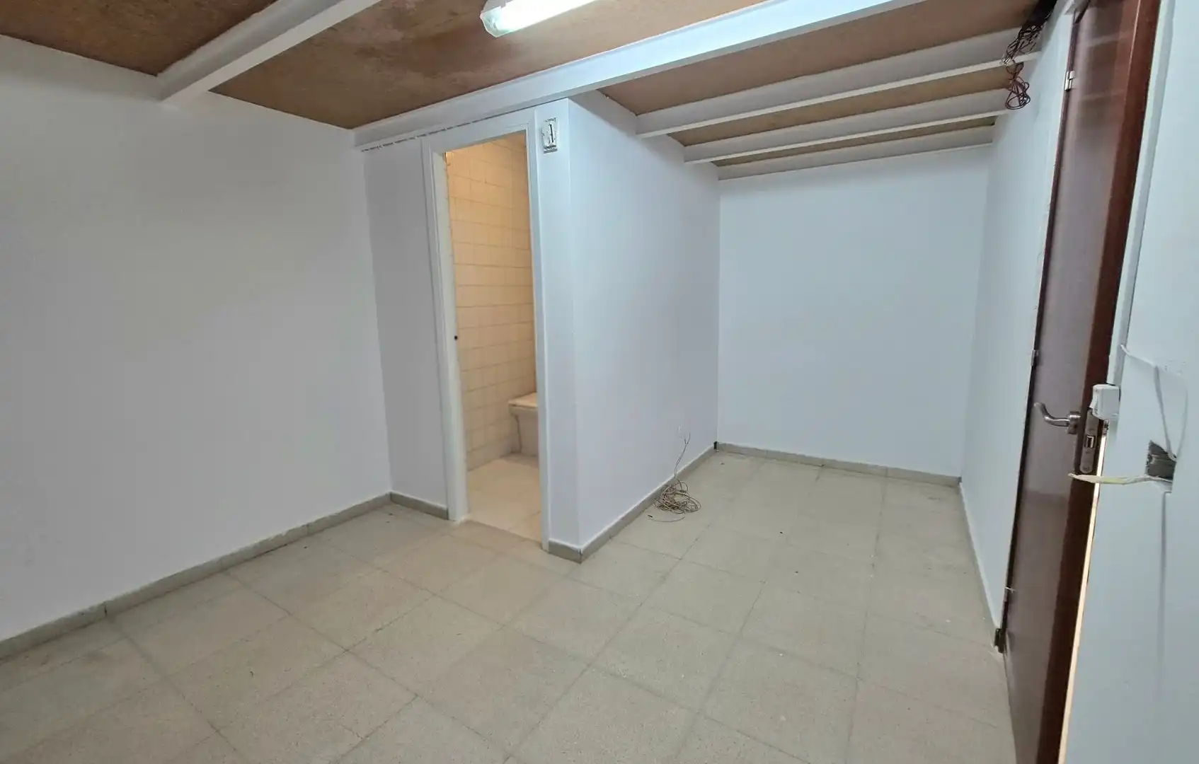 Geschaftsraum zur Miete in Carreño