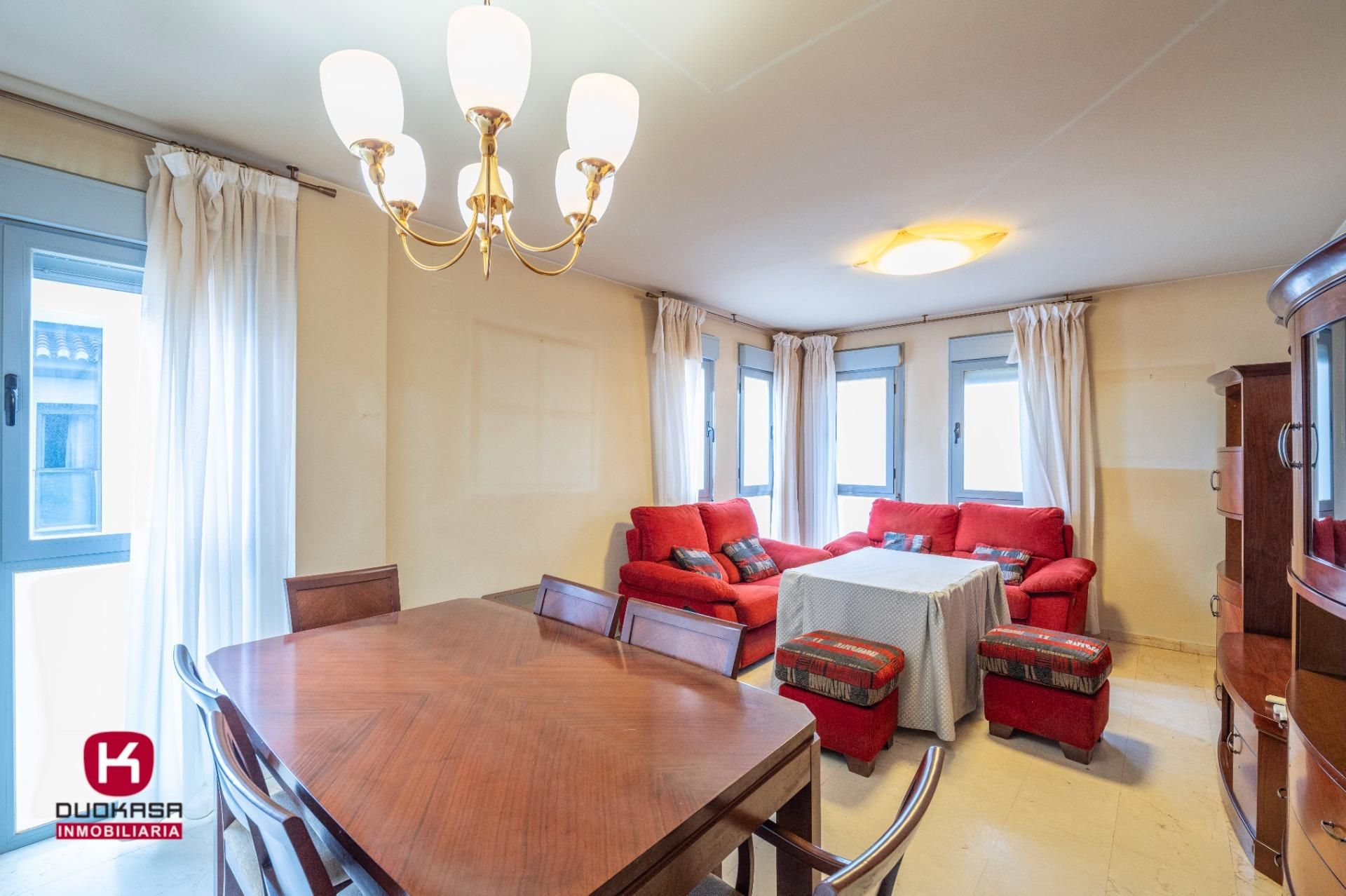 Living room of Flat for sale in  Granada Capital  with Air Conditioner, Storage room and Furnished