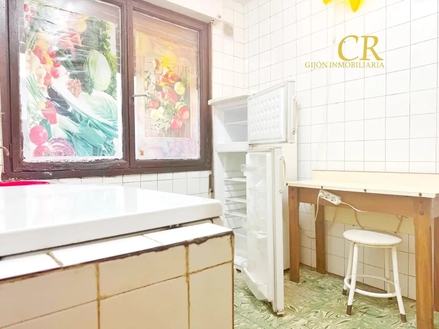 Kitchen of Flat for sale in Gijón   with Oven