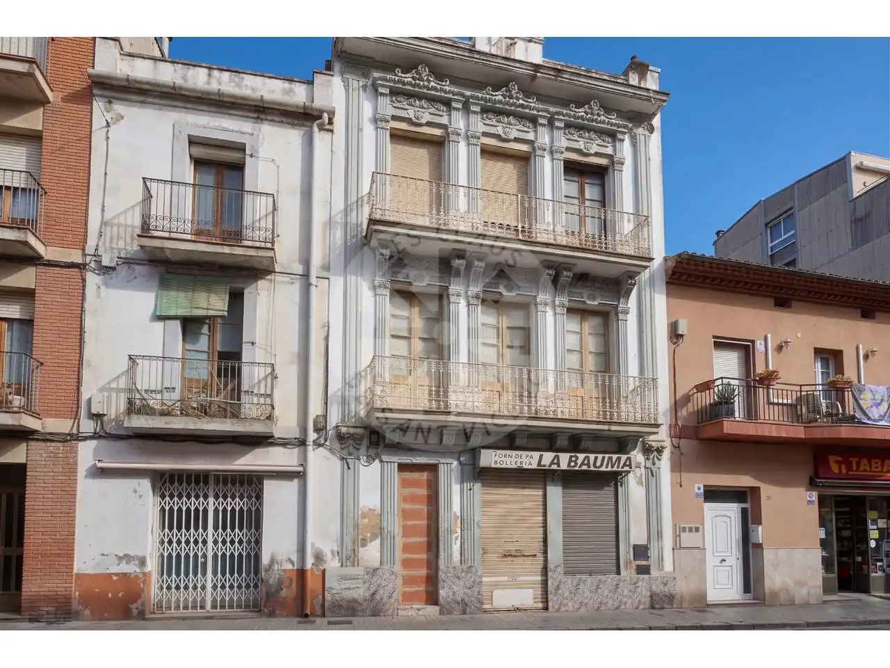 Vista exterior de Edificio en venta en Castellbell i el Vilar