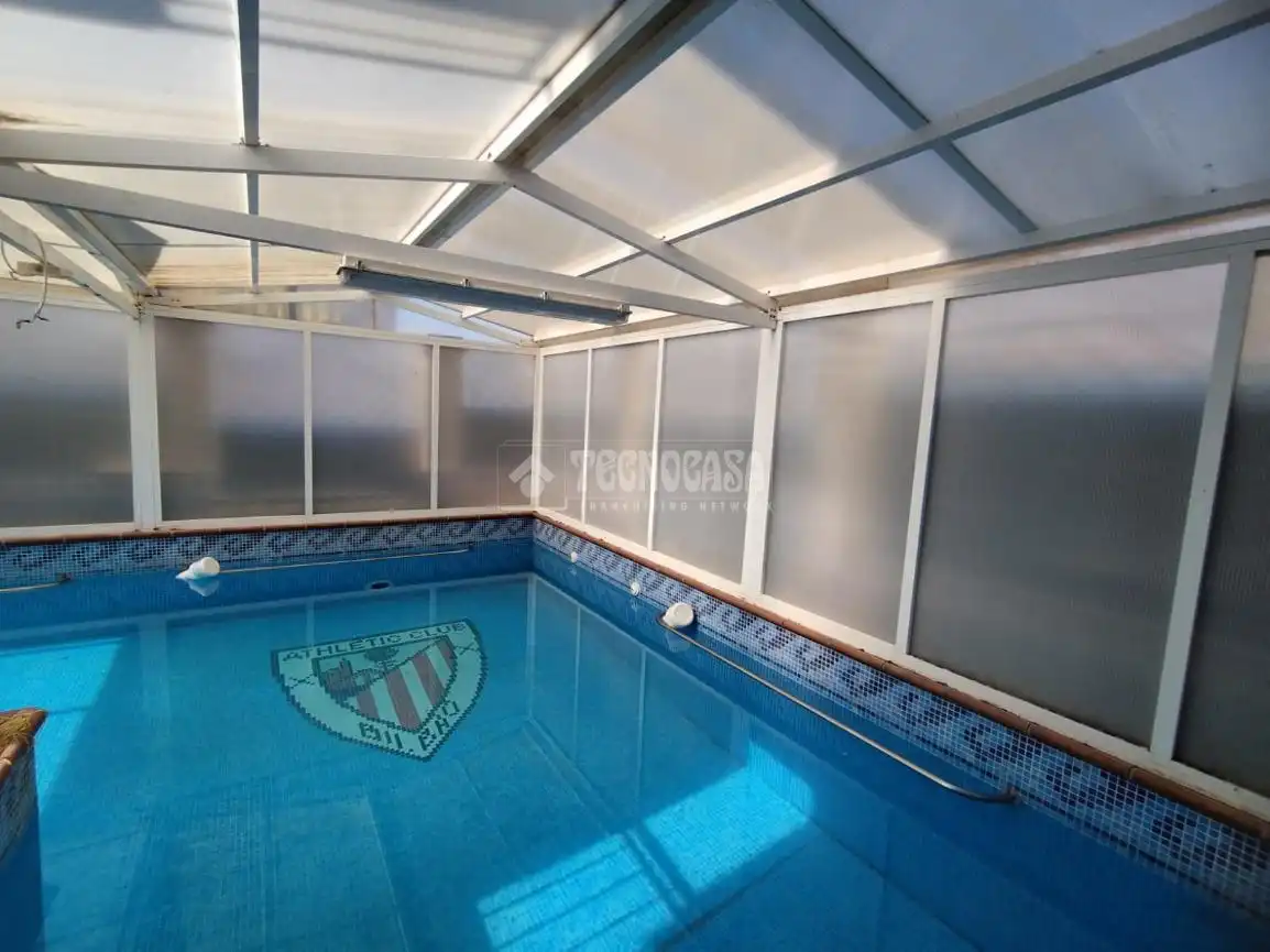 Piscina de Casa o xalet en venda en Arjonilla amb Calefacció, Piscina i Alarma
