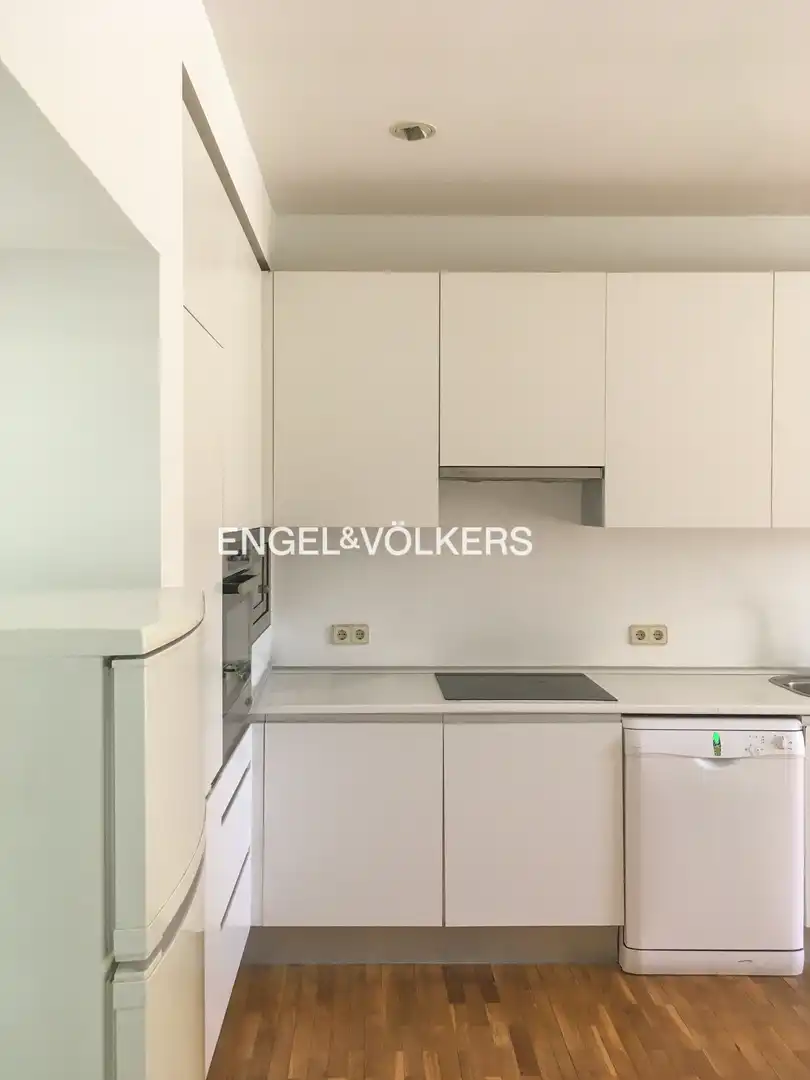 Cocina de Casa o chalet de alquiler en Las Rozas de Madrid con Aire acondicionado, Calefacción y Jardín privado