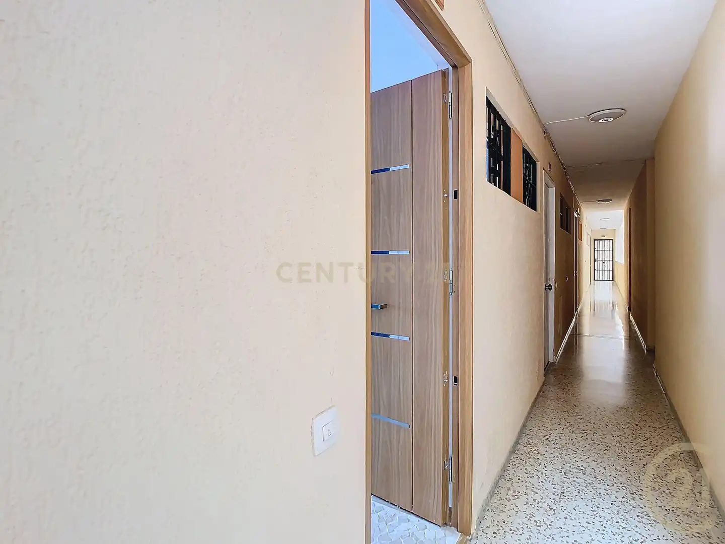 Apartamento de alquiler en Benalmádena con Aire acondicionado, Jardín privado y Amueblado