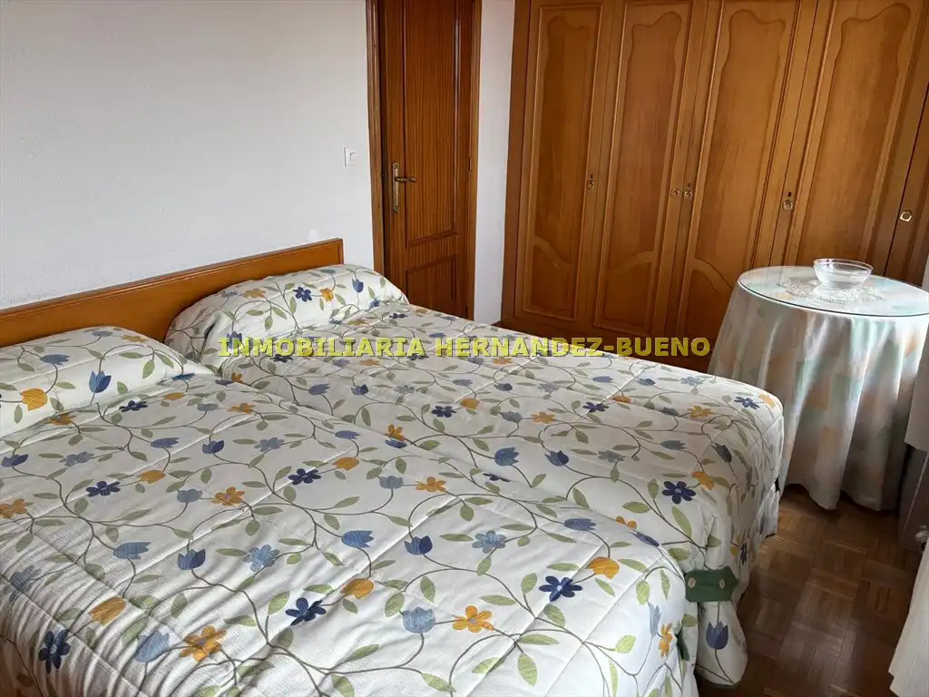 Bedroom of Flat for sale in Salamanca  with Heating and Balcony
