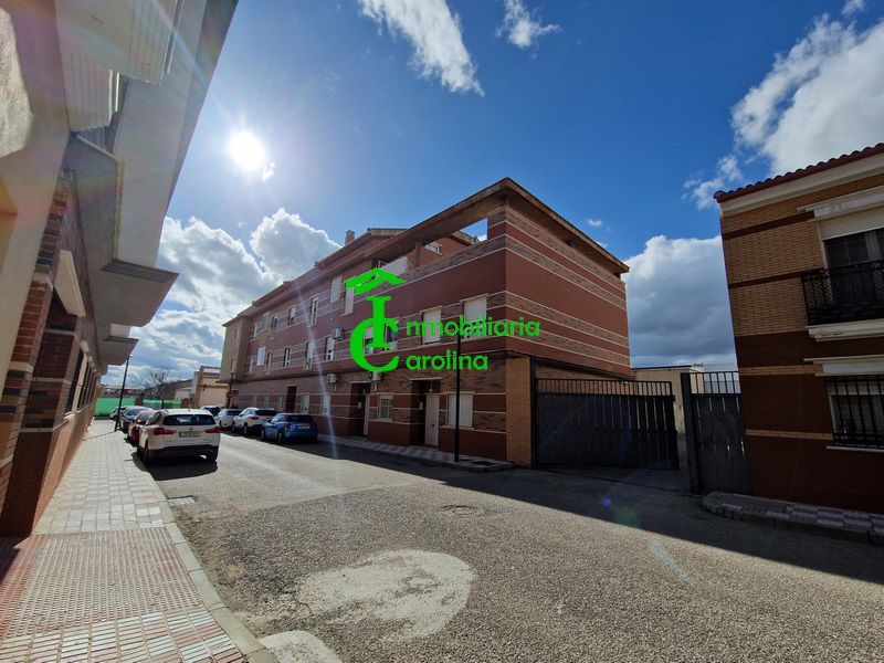 Exterior view of Garage for sale in La Carolina