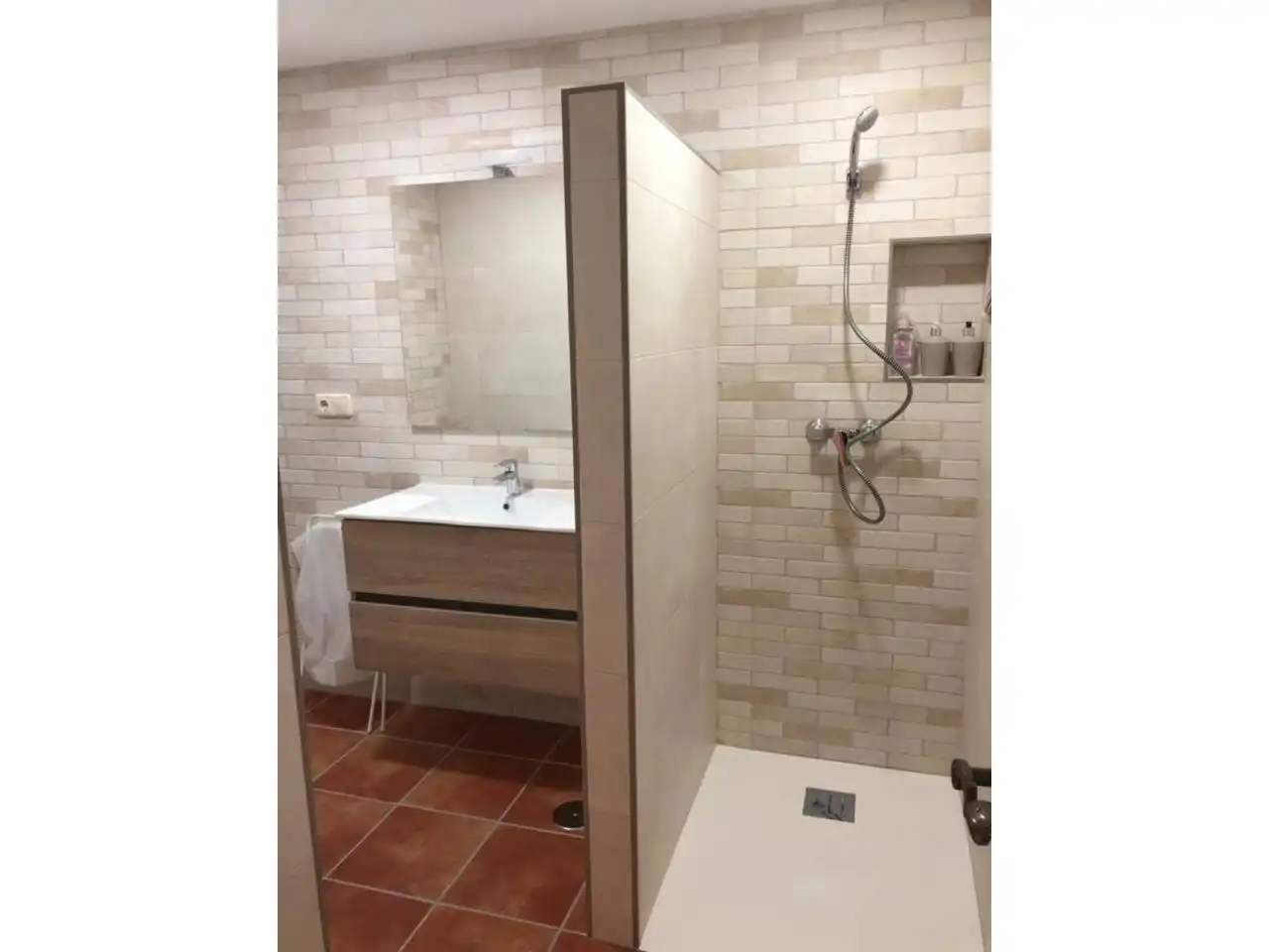 Baño de Apartamento de alquiler en Almuñécar con Terraza