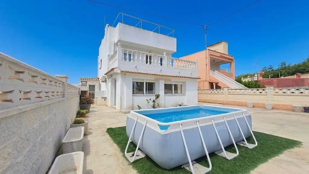 Swimming pool of Houses for sale in Gandia  with Air Conditioner and Terrace