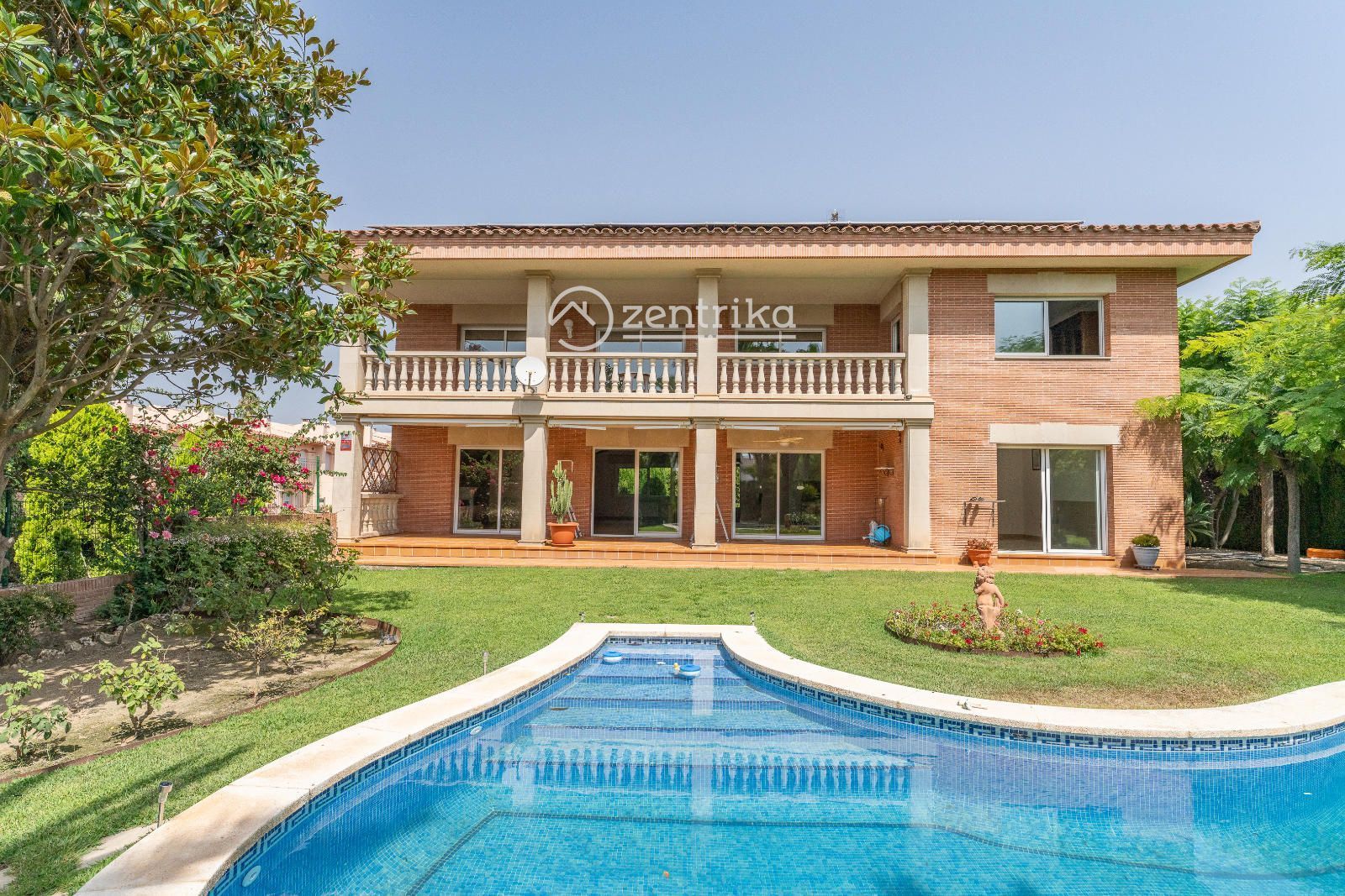Jardí de Casa o xalet en venda en Cambrils amb Aire condicionat, Calefacció i Traster