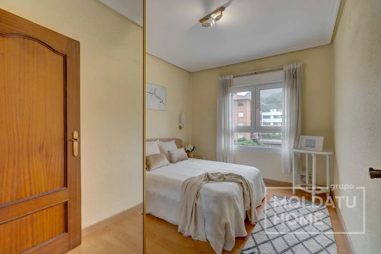 Bedroom of Flat for sale in Andoain  with Heating, Terrace and Furnished