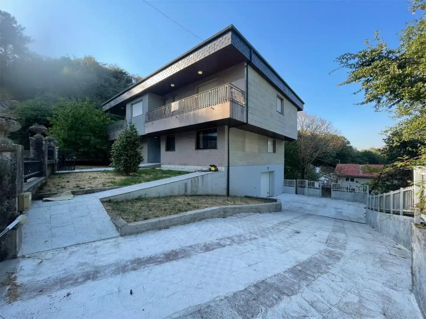 Exterior view of Flat for sale in Avión