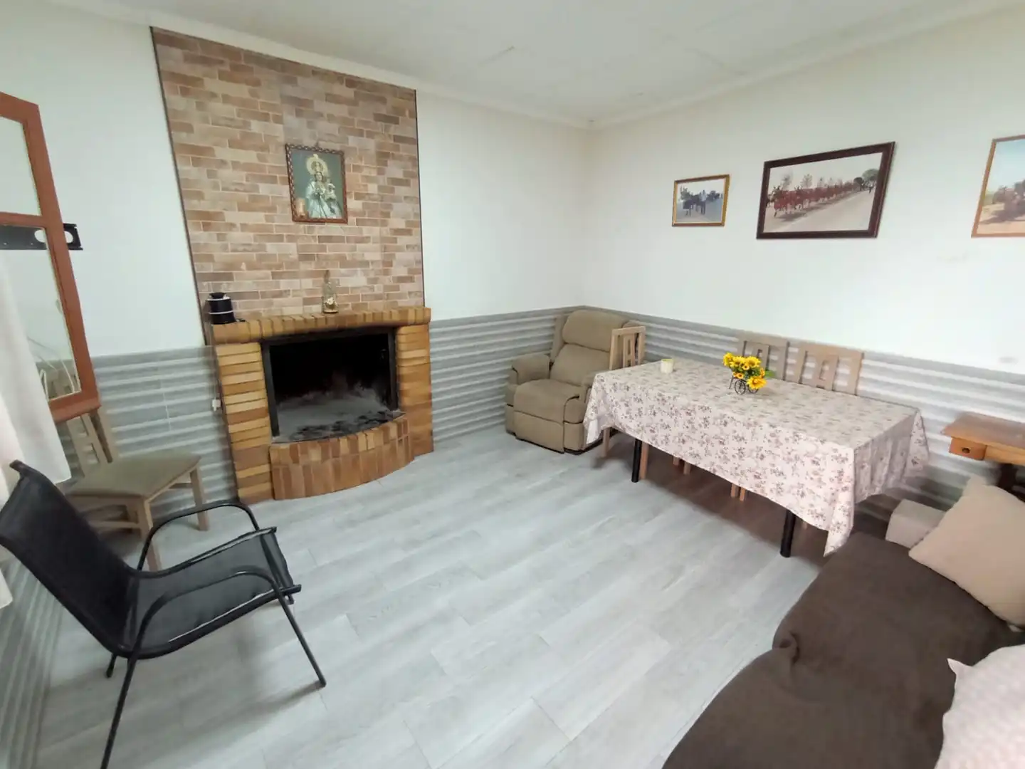 Sala d'estar de Casa o xalet en venda en Tomelloso amb Aire condicionat, Calefacció i Jardí privat