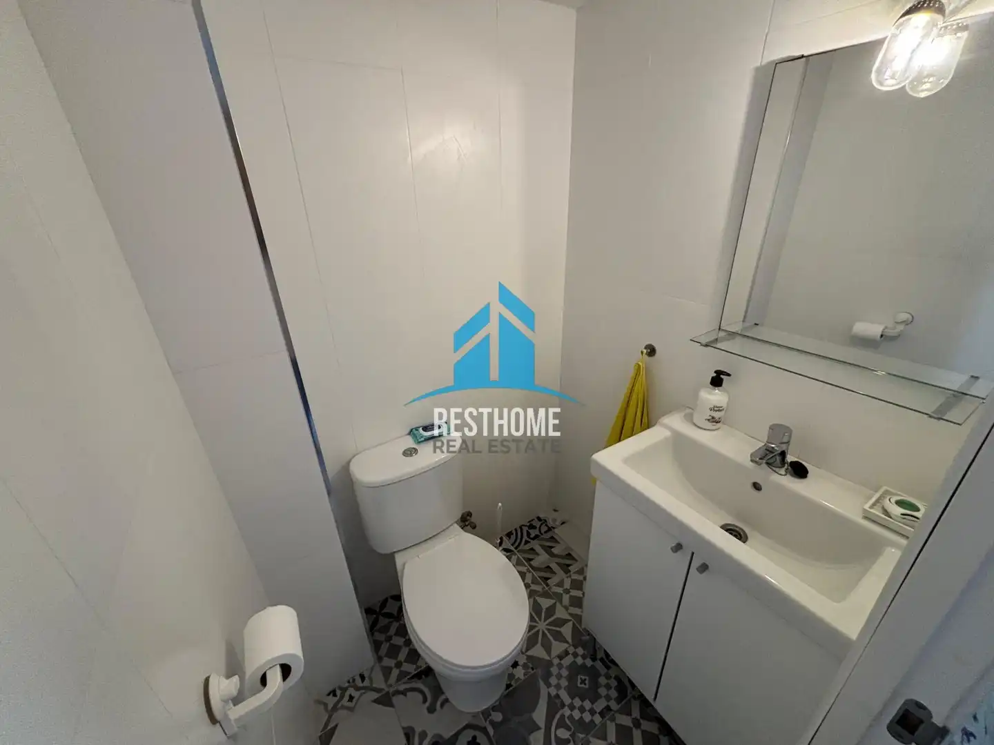 Baño de Piso en venta en Cullera con Terraza