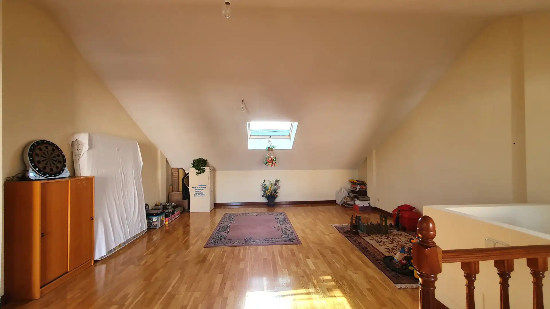 Casa adosada en venda en Dueñas amb Calefacció, Parquet i Terrassa