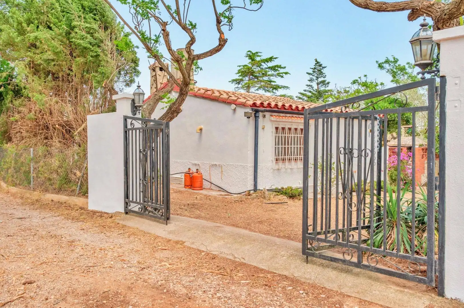 Vista exterior de Casa o xalet en venda en Tortosa amb Jardí privat
