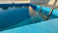 Piscina de Casa o xalet en venda en Villafranca de Ebro amb Jardí privat, Traster i Piscina
