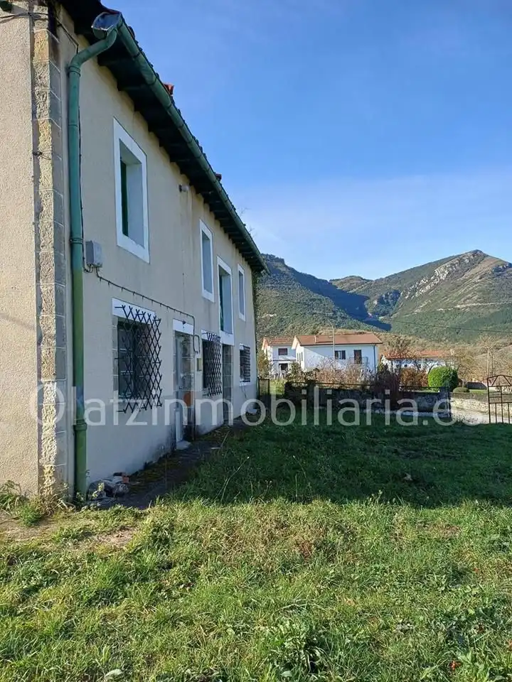 Vista exterior de Casa o chalet en venta en Valle de Mena
