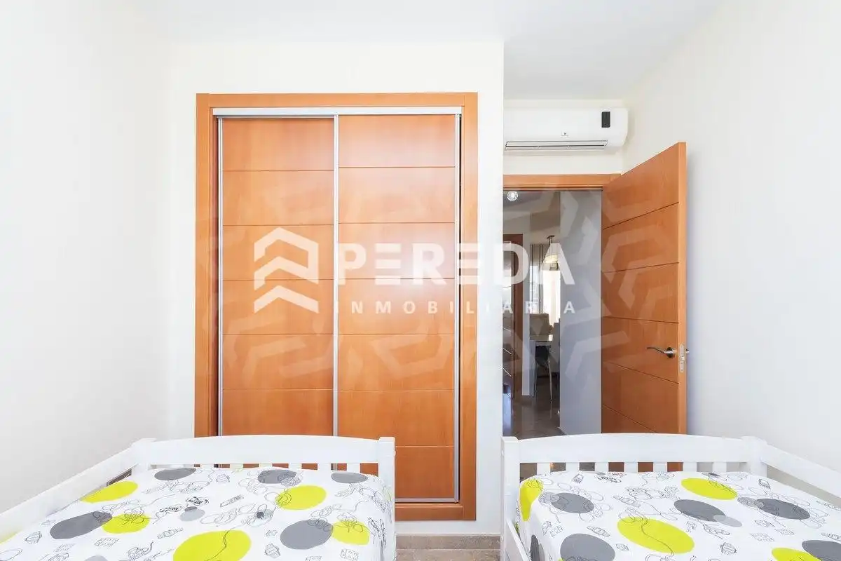 Bedroom of Apartments for sale in Roquetas de Mar  with Terrace, Furnished and Community pool