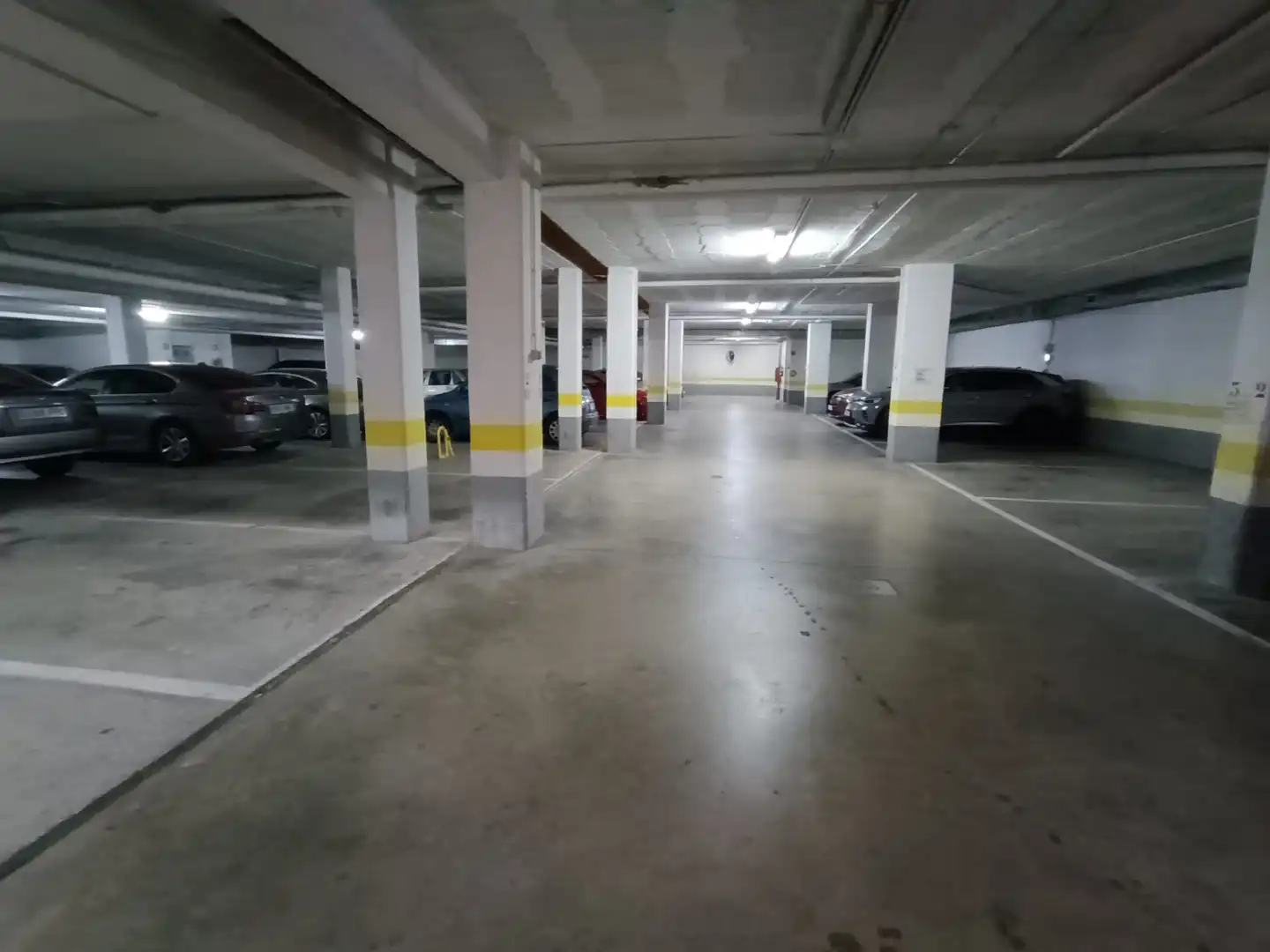 Parking de Apartamento en venta en Villajoyosa / La Vila Joiosa con Amueblado, Balcón y Piscina comunitaria