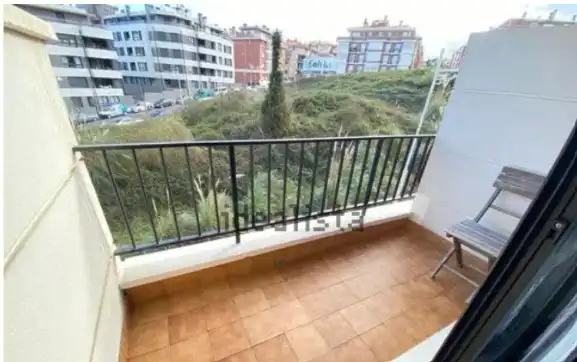 Terraza de Piso de alquiler en Castro-Urdiales con Calefacción, Parquet y Amueblado