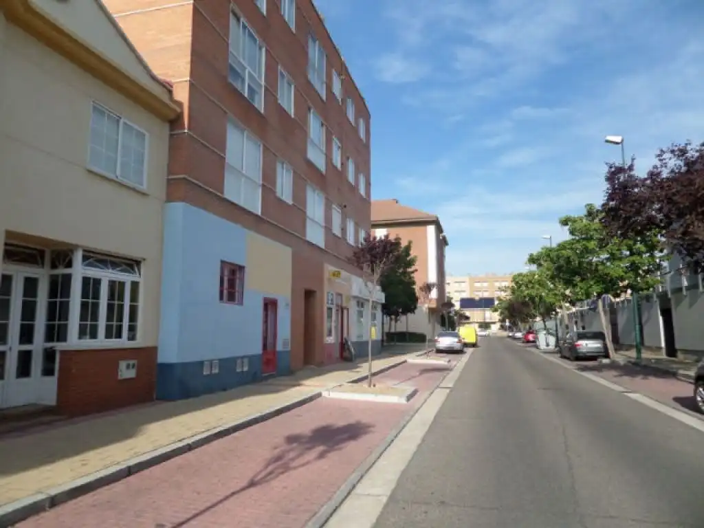 Local comercial en venda a Calle La Carballeda, imagen 3