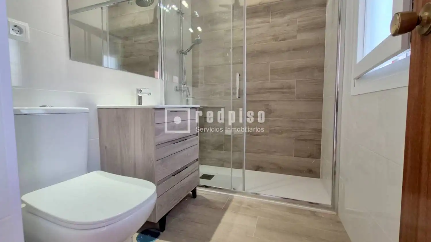 Bathroom of Houses for sale in Getafe  with Air Conditioner, Heating and Private garden