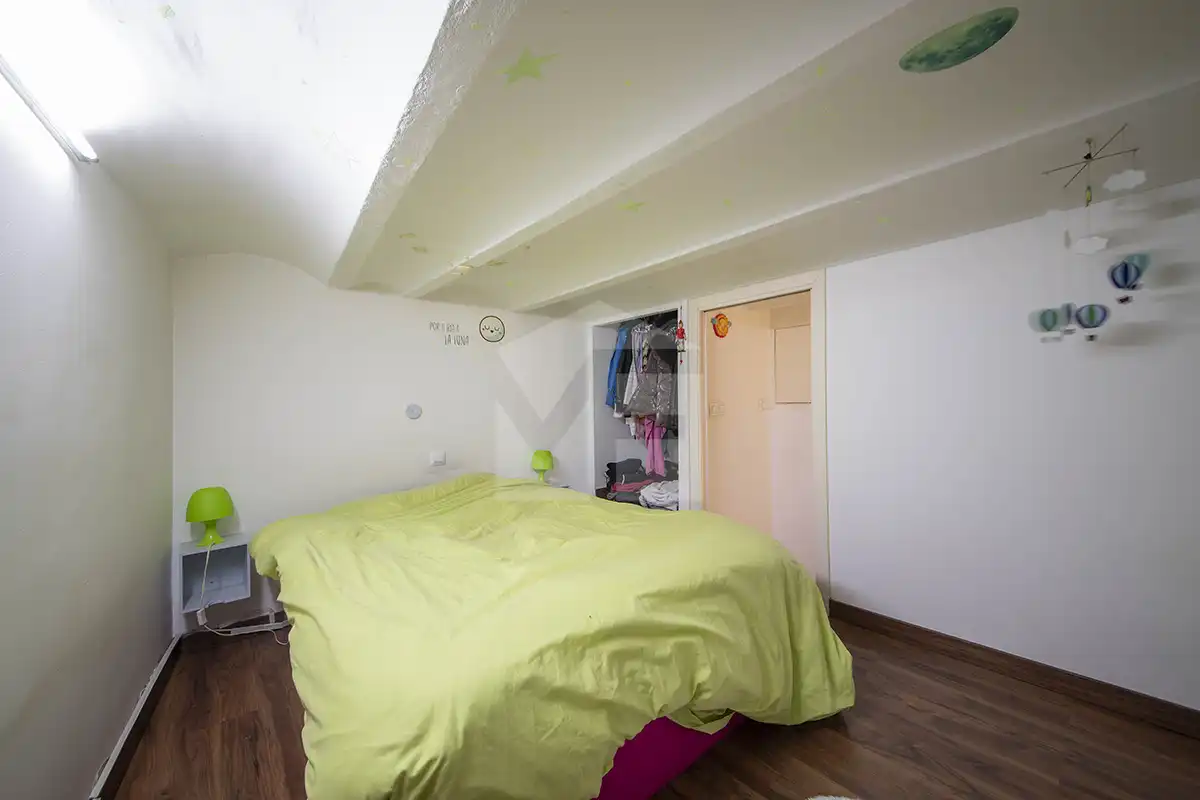 Habitación de Piso en venta en Barcelona con Aire acondicionado y Amueblado