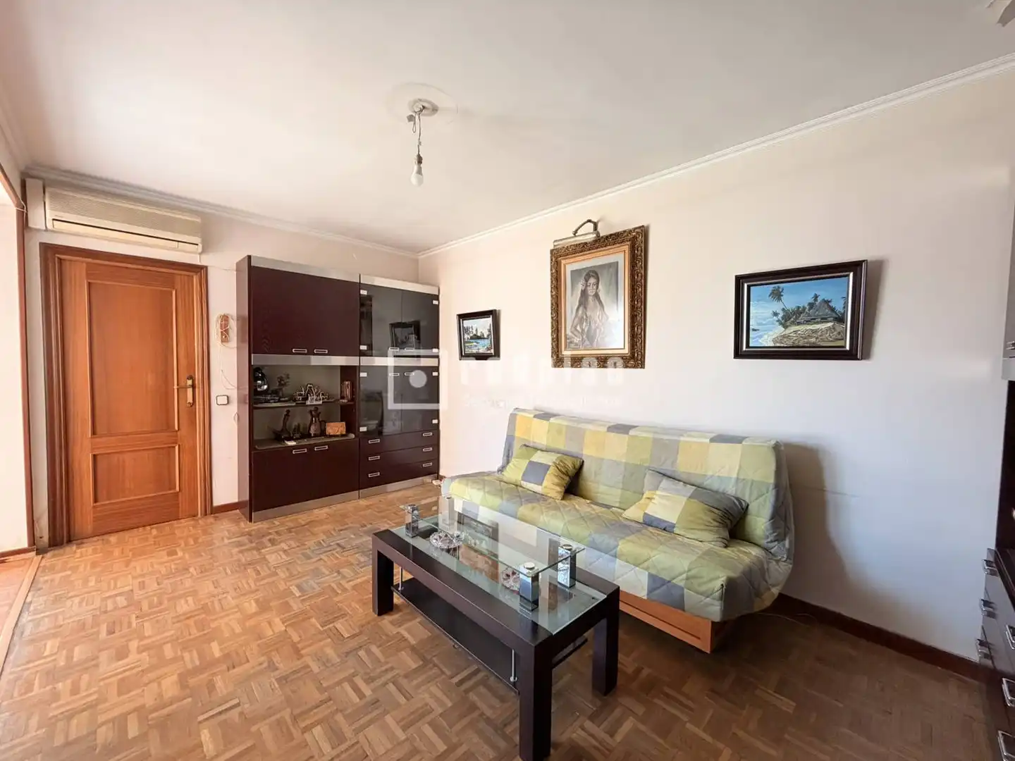 Living room of Flat for sale in Madrid