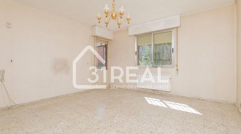Foto 2 de Piso en venta en Avenida Entrevias, Entrevías, Madrid Capital