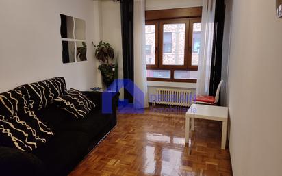 Living room of Flat for sale in Oviedo   with Heating, Parquet flooring and Storage room