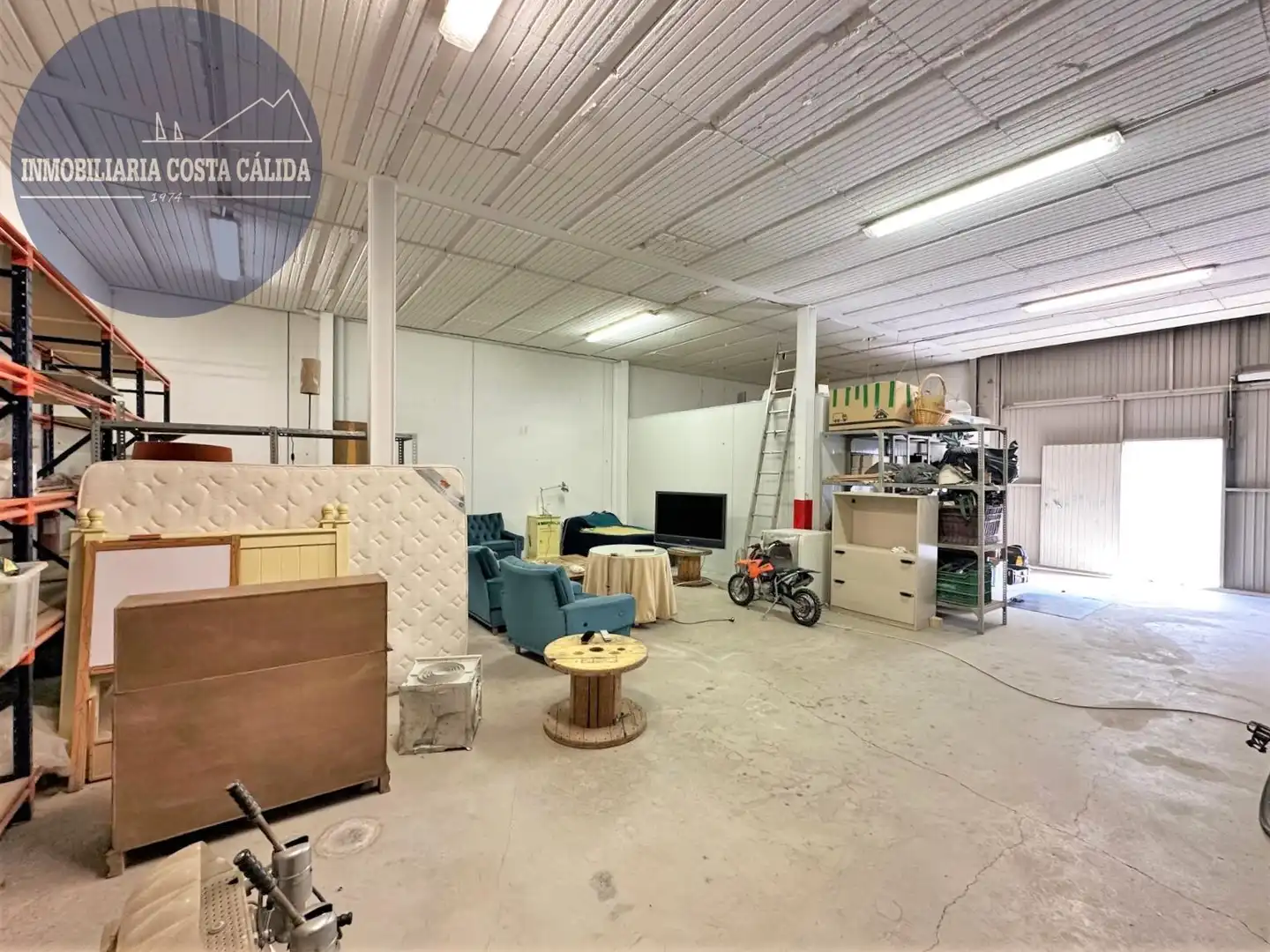 Nave industrial en venta en Lorca