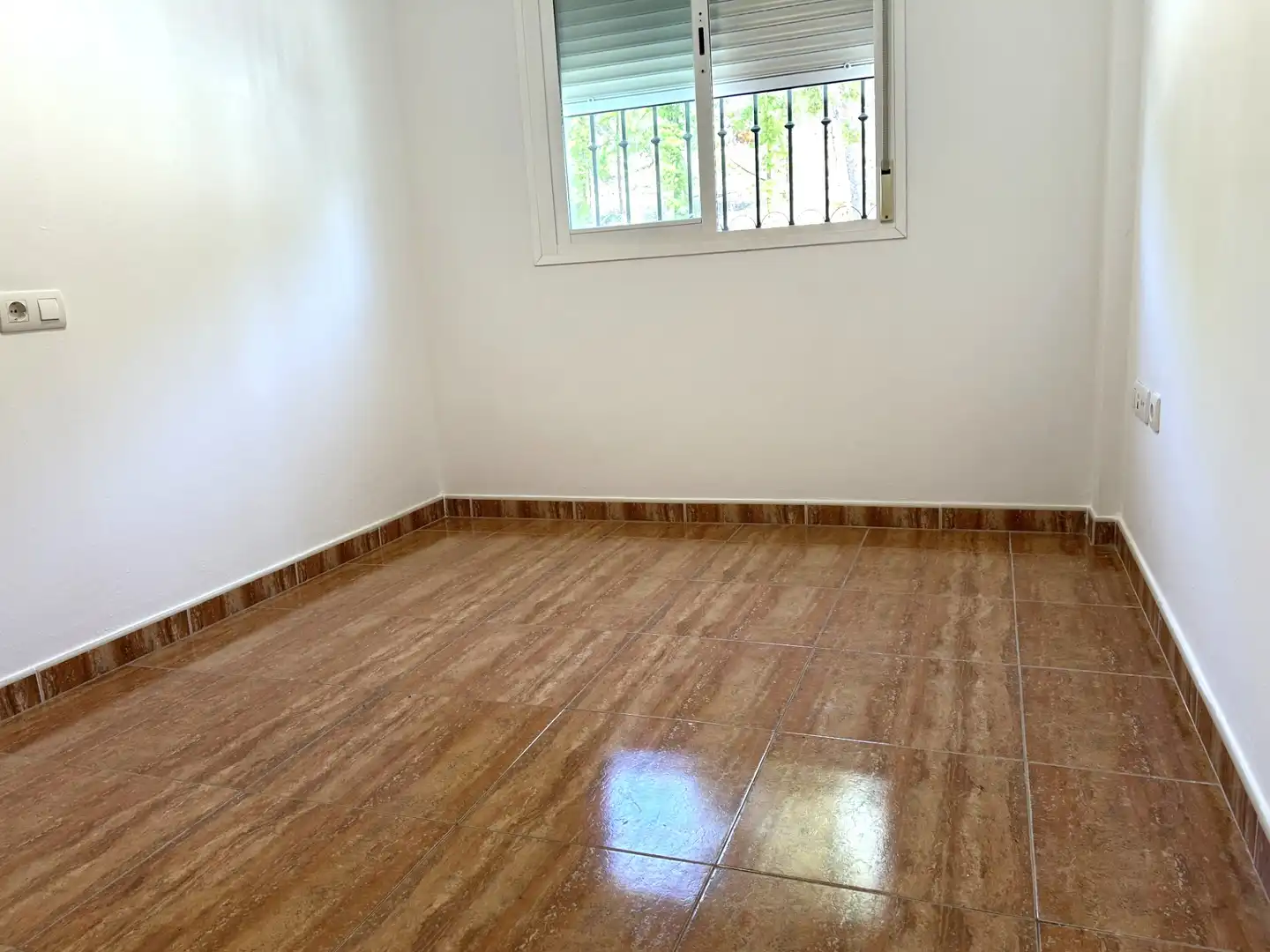 Schlafzimmer von Wohnung zur Miete in Alhaurín de la Torre mit Klimaanlage, Heizung und Terrasse