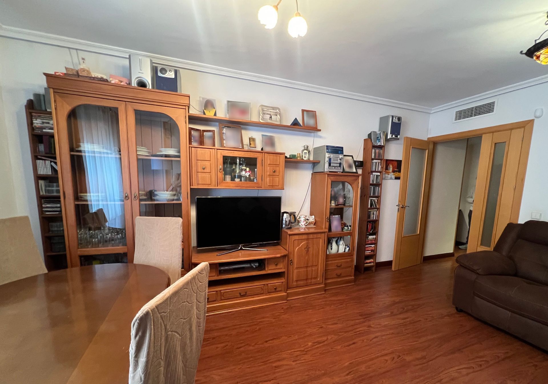 Living room of Flat for sale in Valdemoro  with Air Conditioner, Heating and Storage room