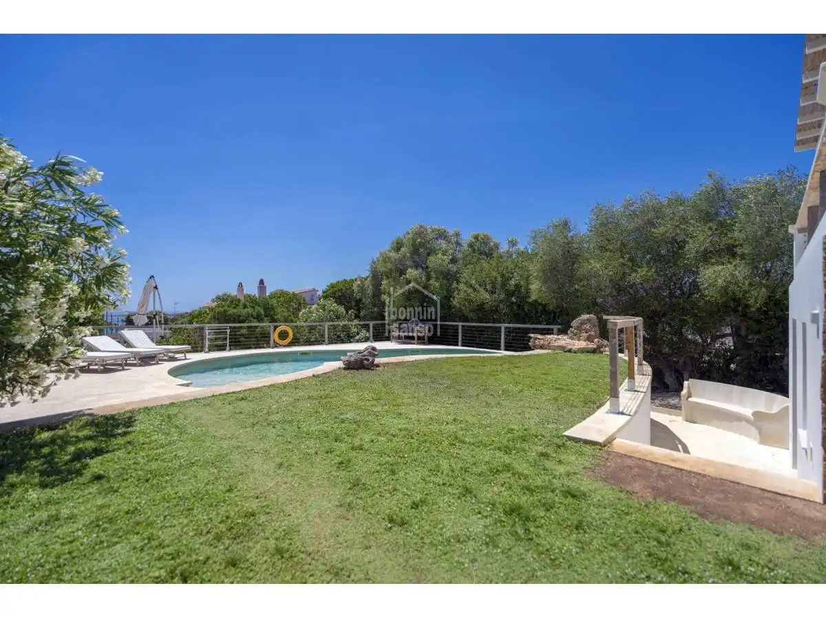 Piscina de Casa o chalet en venta en Sant Lluís con Jardín privado, Terraza y Piscina