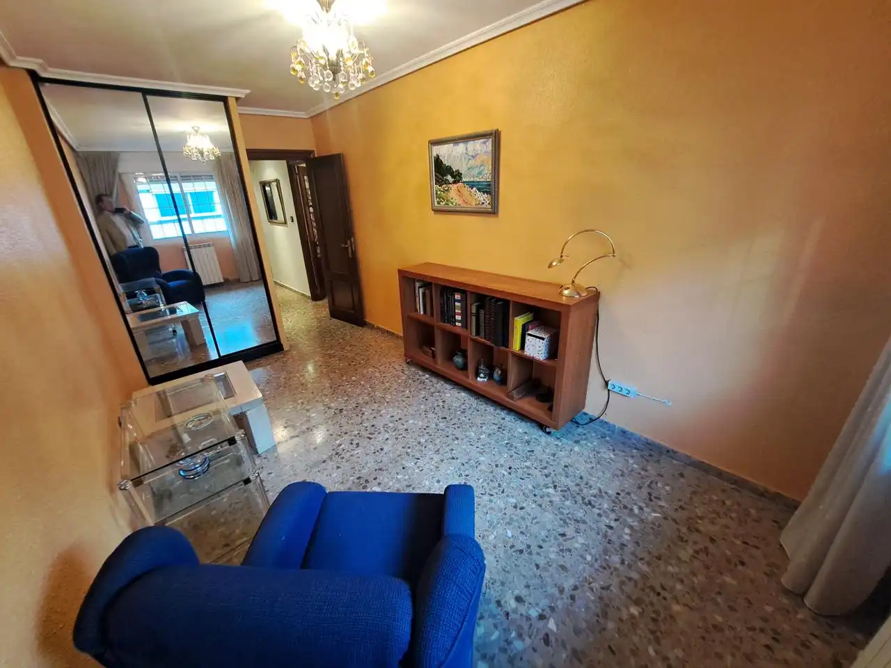 Living room of Flat for sale in Zaragoza  with Heating, Terrace and Storage room