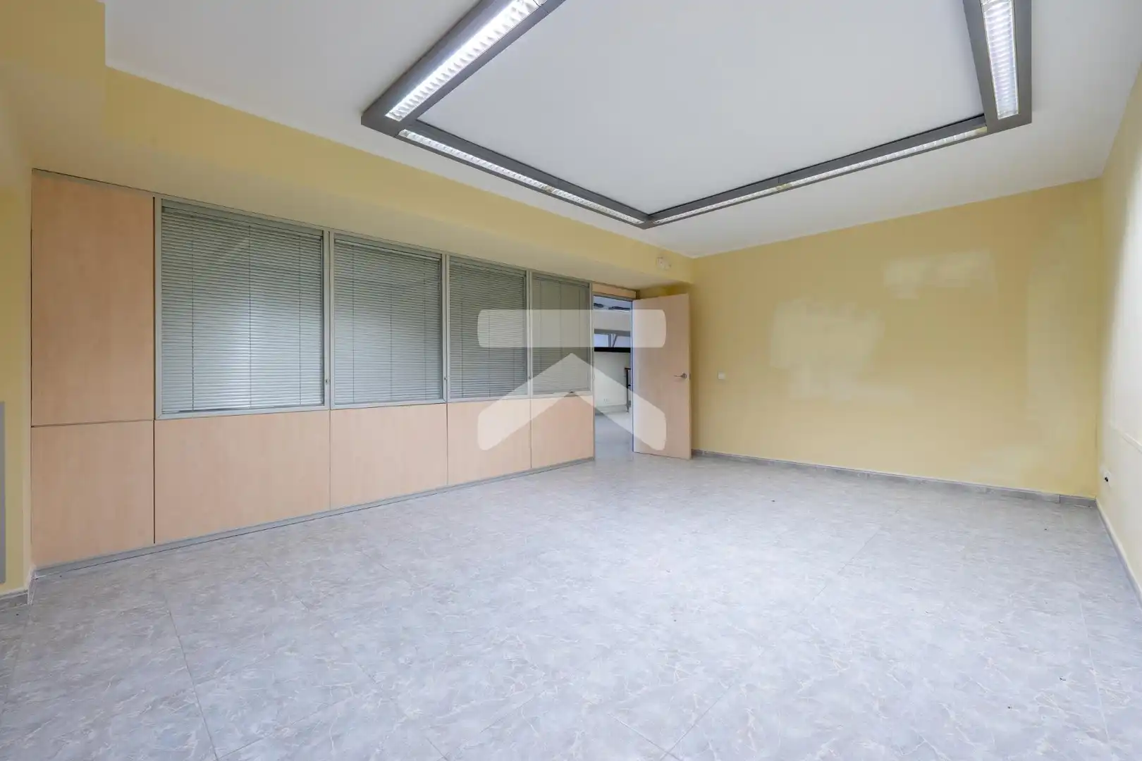 Buildings for sale in Tortosa
