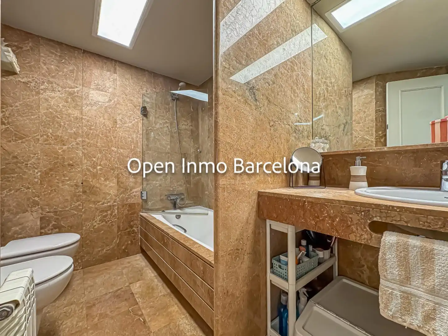 Baño de Piso en venta en Sitges con Calefacción, Terraza y Piscina comunitaria